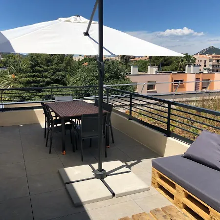T3 Neuf Sur Les Toits Avec Terrasse הייר